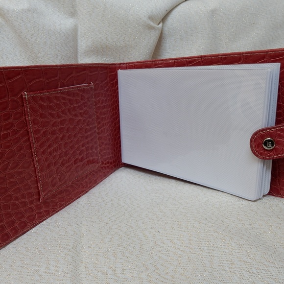 Liz Claiborne Salmon Color 4 piece wallet set - Picture 3 of 8